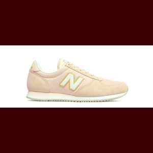 New Balance Rose Sneakers